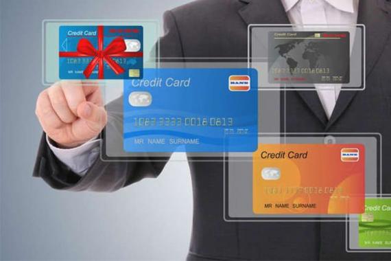 Чем отличается кредитная карта от дебетовой?